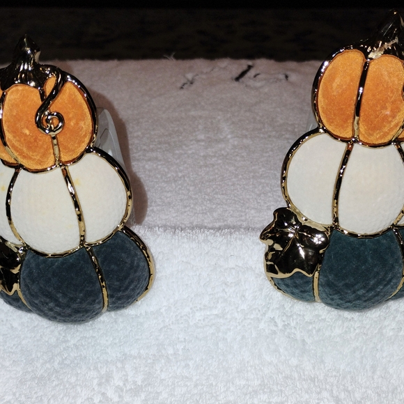 Stacked Pumpkin Bath & Body Works Wallflower Diffuser - Picture 6 of 7